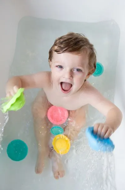 Stack & Pour Play - Bath Egg